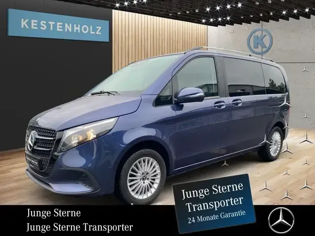 Mercedes-Benz V 220