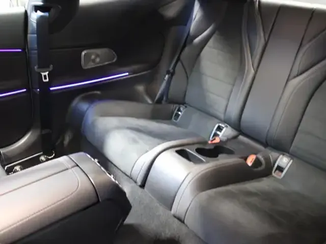 Mercedes-Benz CLE 180