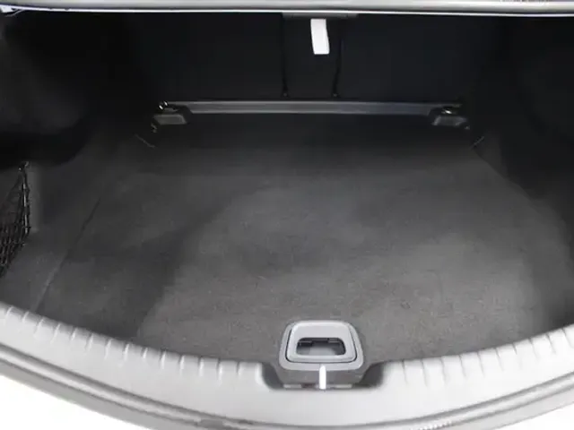 Mercedes-Benz CLE 180