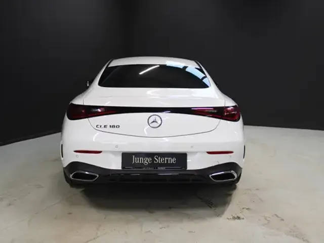 Mercedes-Benz CLE 180