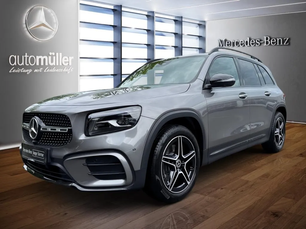 Mercedes-Benz GLB 220