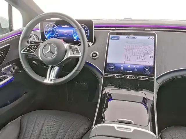 Mercedes-Benz EQE 300