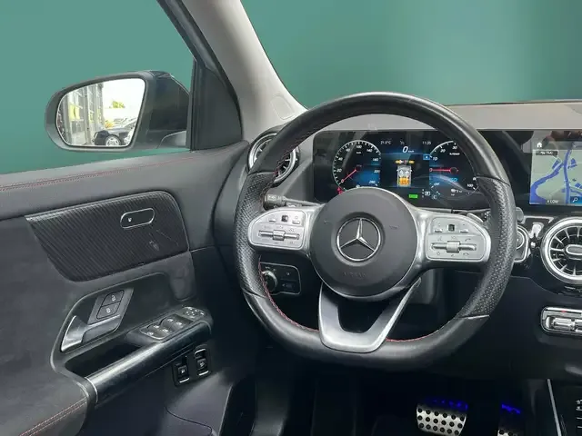 Mercedes-Benz GLA 250