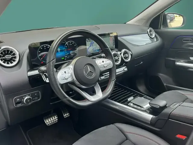 Mercedes-Benz GLA 250