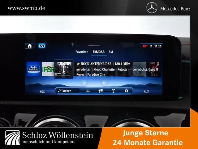 Mercedes-Benz CLA 200