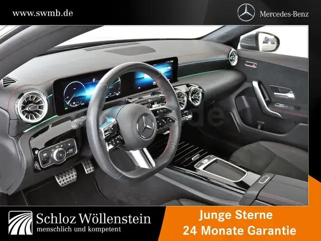 Mercedes-Benz CLA 200