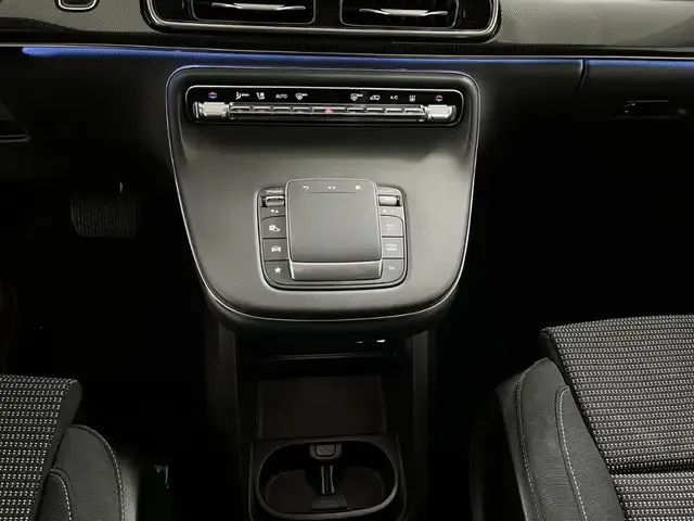 Mercedes-Benz EQV 300