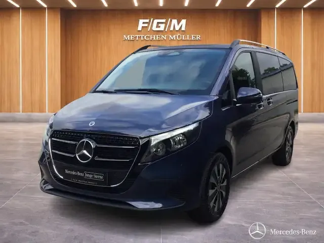 Mercedes-Benz V 220