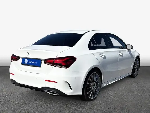Mercedes-Benz A 220