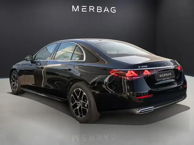 Mercedes-Benz E 200