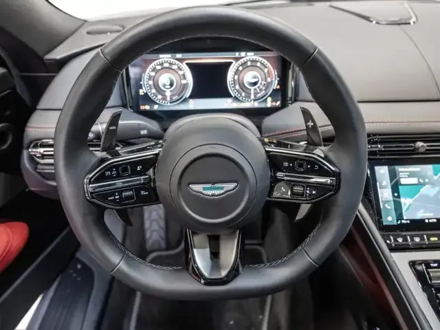 Aston Martin DB12