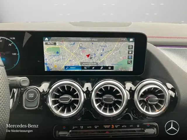 Mercedes-Benz EQA 300