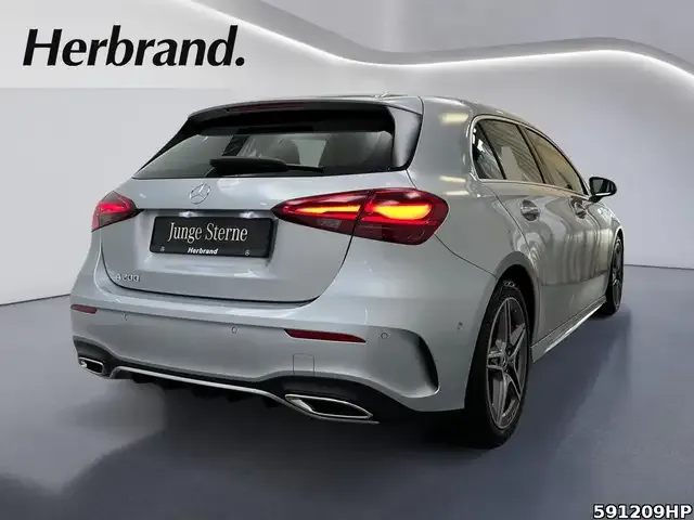 Mercedes-Benz A 200