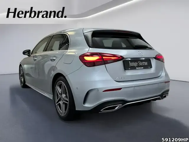 Mercedes-Benz A 200