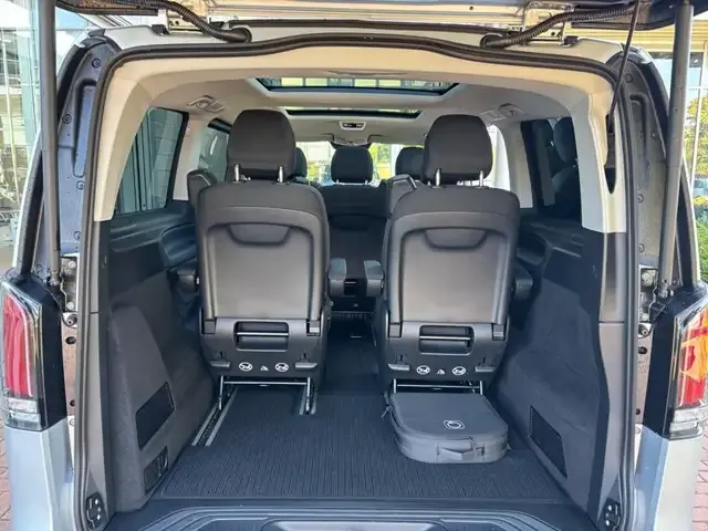 Mercedes-Benz EQV 300