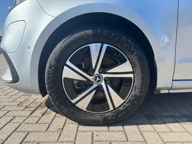 Mercedes-Benz EQV 300