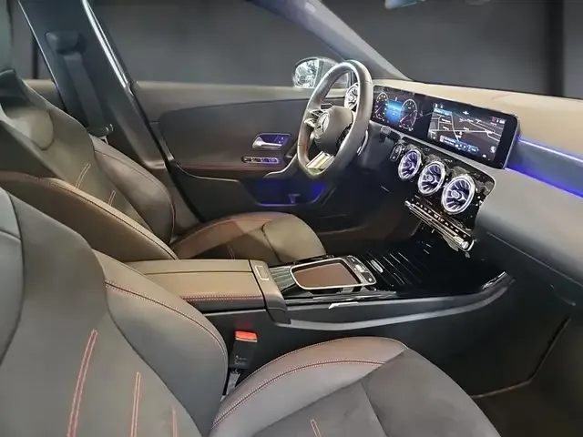 Mercedes-Benz A 200