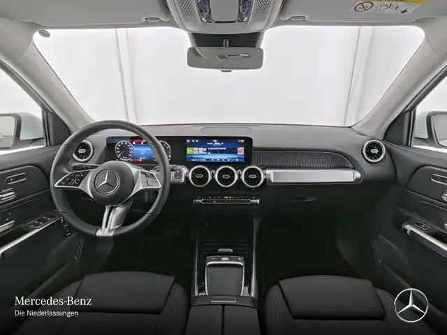 Mercedes-Benz GLB 180