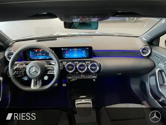 Mercedes-Benz A 35 AMG