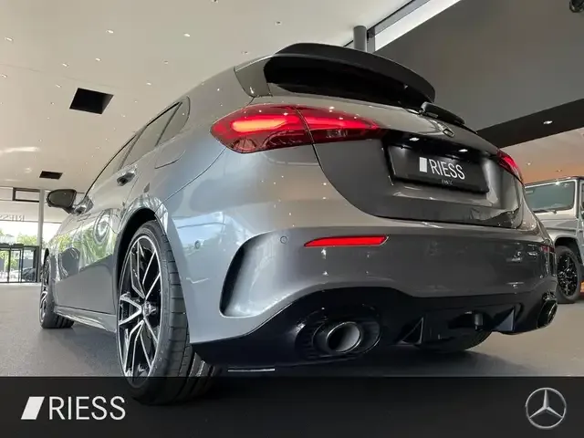 Mercedes-Benz A 35 AMG