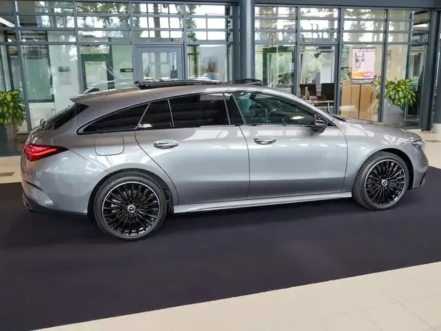 Mercedes-Benz CLA 250
