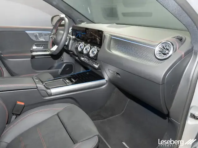 Mercedes-Benz EQA 300