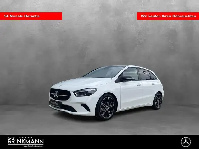 Mercedes-Benz B 180