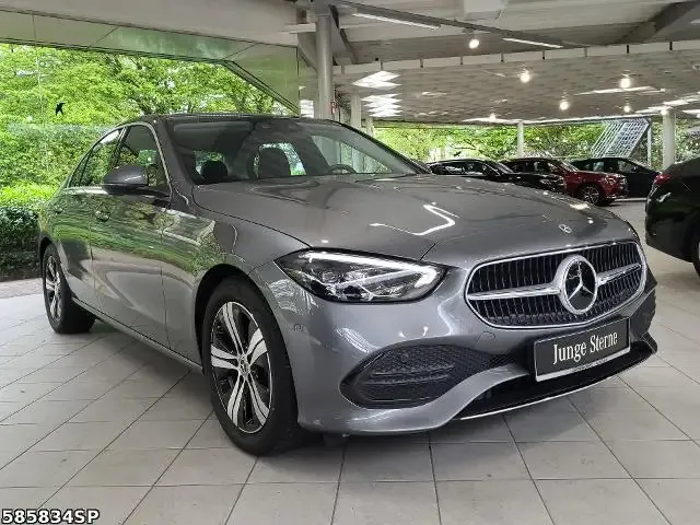 Mercedes-Benz C 220