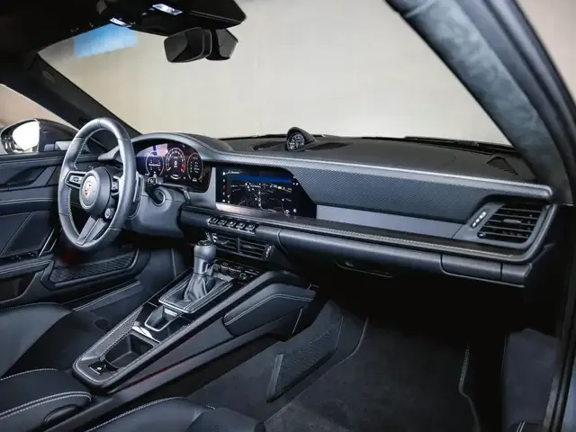 Porsche 992