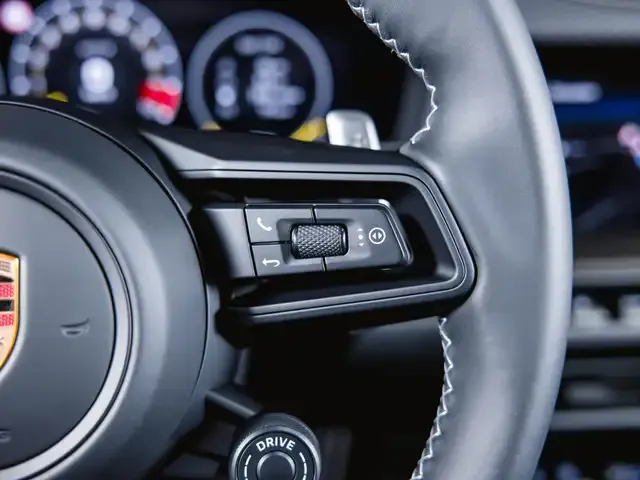 Porsche 992
