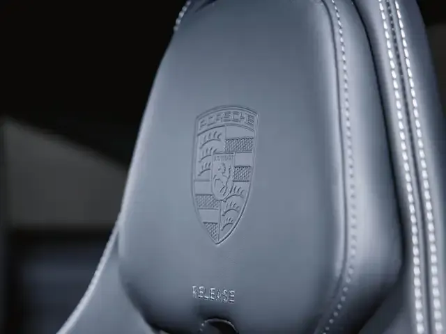Porsche 992