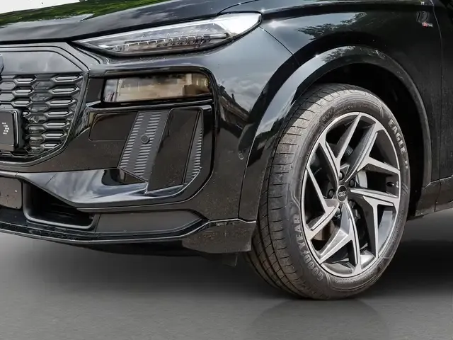 Audi Q6