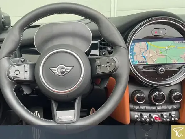 MINI John Cooper Works Cabrio