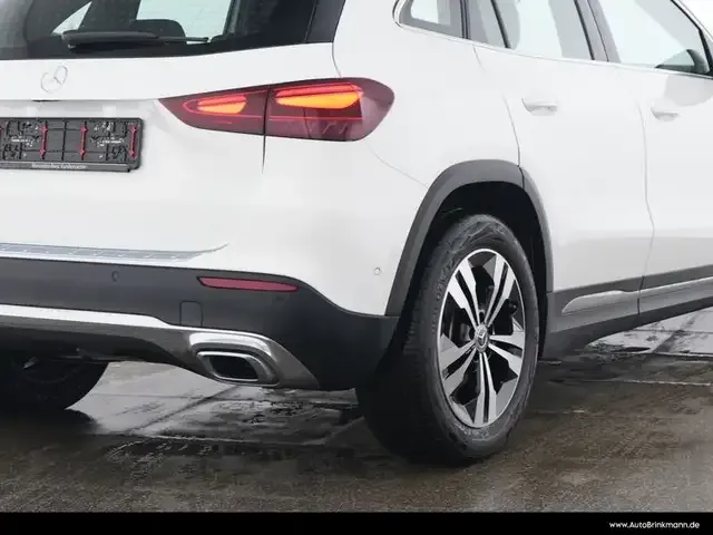 Mercedes-Benz GLA 180