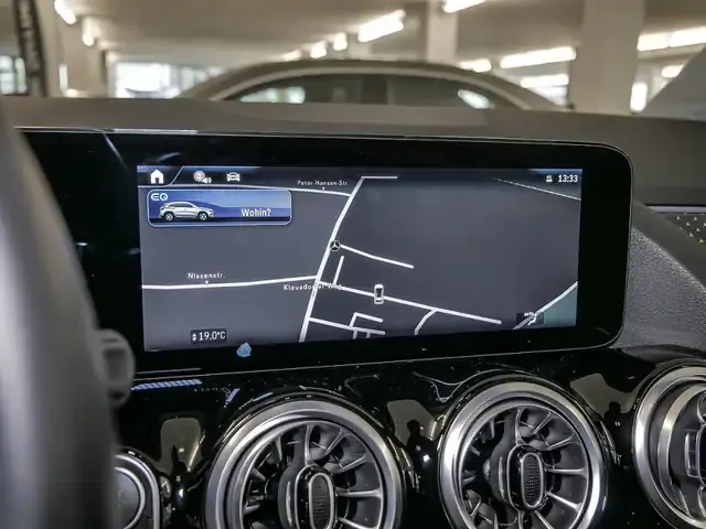 Mercedes-Benz EQA 350