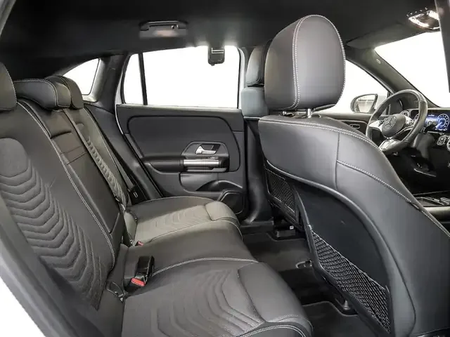 Mercedes-Benz EQA 350