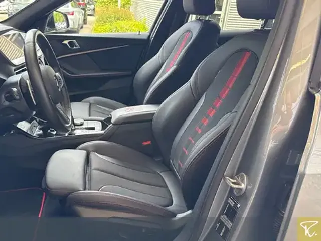 BMW 128