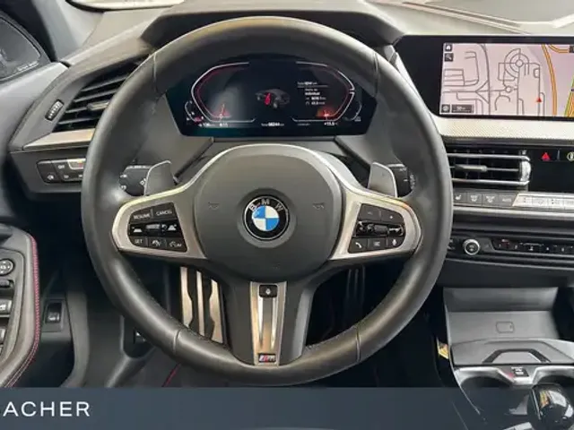 BMW 128