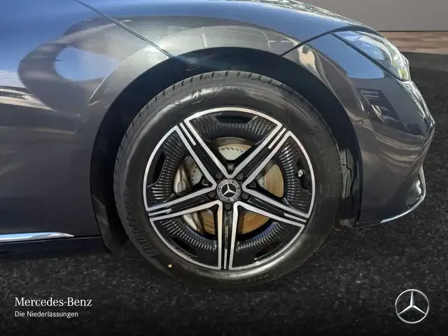 Mercedes-Benz EQE 350