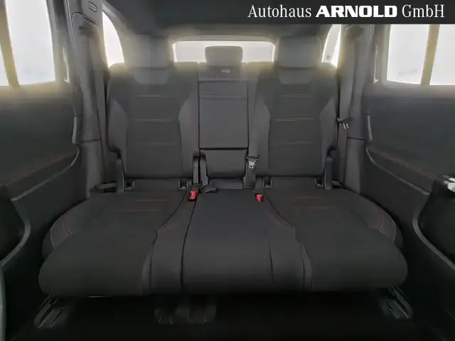 Mercedes-Benz EQB 300