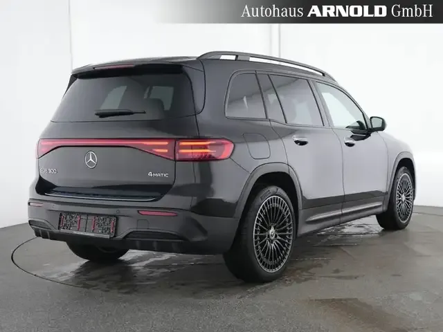 Mercedes-Benz EQB 300