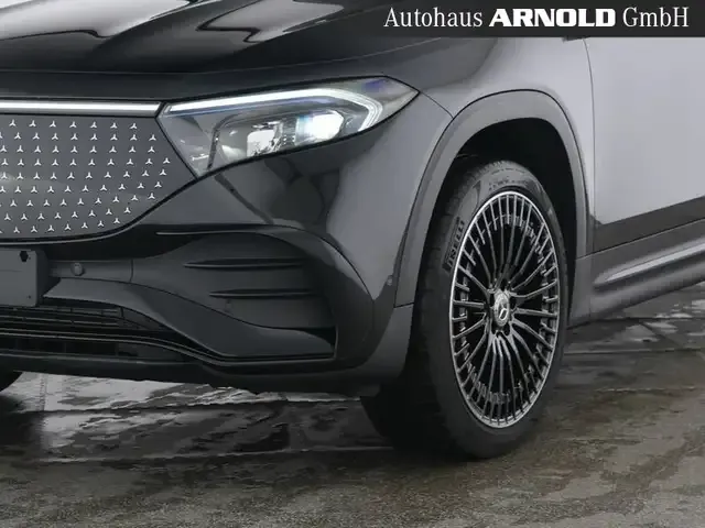 Mercedes-Benz EQB 300