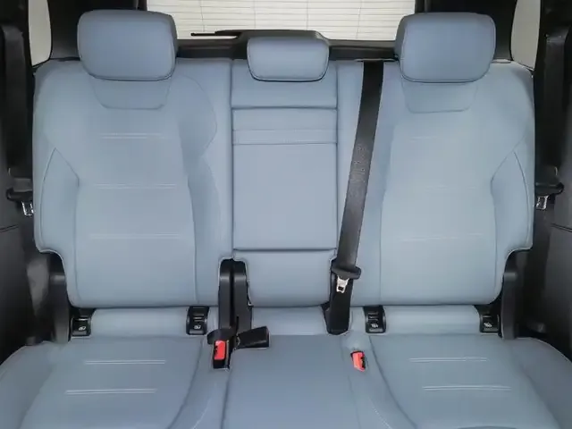 Mercedes-Benz EQB 300