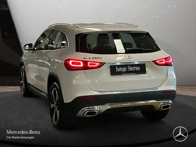 Mercedes-Benz GLA 250