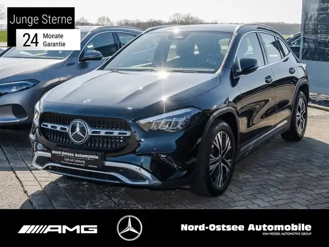 Mercedes-Benz GLA 200