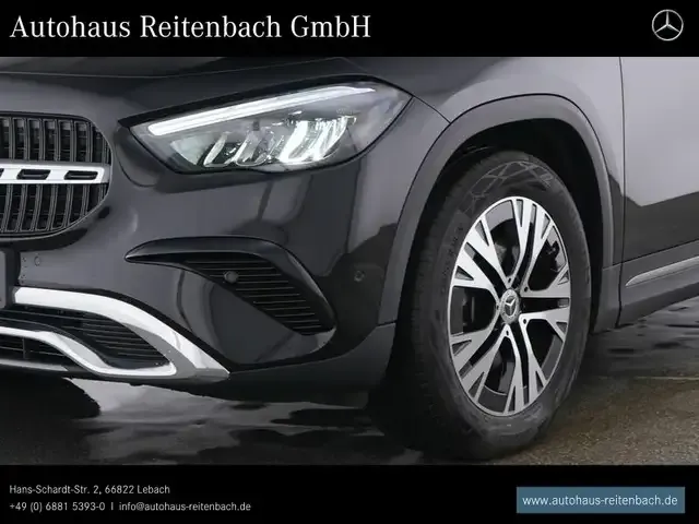 Mercedes-Benz GLA 180