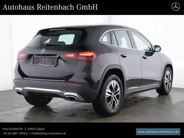 Mercedes-Benz GLA 180