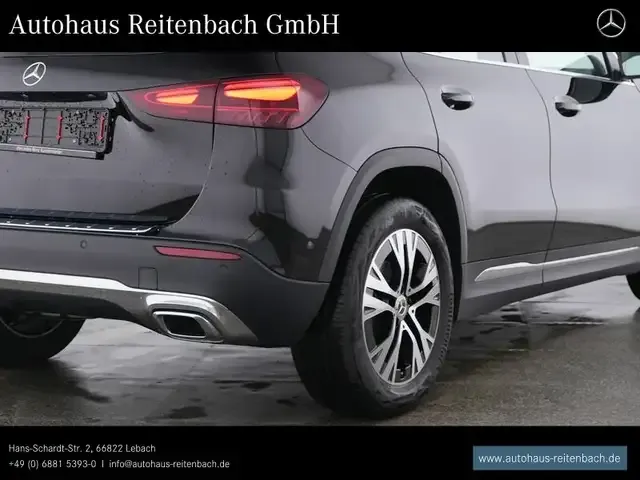 Mercedes-Benz GLA 180