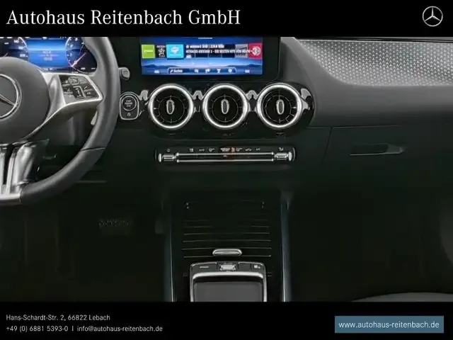 Mercedes-Benz GLA 180