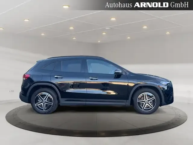 Mercedes-Benz EQA 300